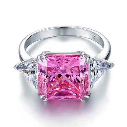 Bague en argent sterling avec trois diamants synthétiques roses taille princesse de 8 carats