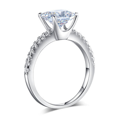 1.5 CT. Princess Cut Simulated Diamond Engagement Ring in Sterling Silver