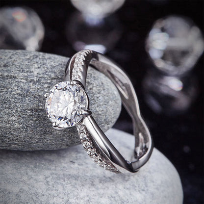 1.25 CT. Round Brilliant Cut Simulated Diamond Entwined Ring in Sterling Silver