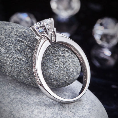 1.25 CT. Round Brilliant Cut Simulated Diamond Ring in Sterling Silver