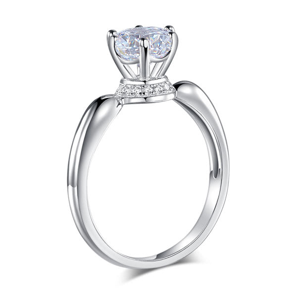 1.25 CT. Round Brilliant Cut Simulated Diamond Halo Ring in Sterling Silver