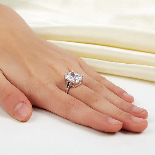 Bague solitaire en argent sterling avec diamant synthétique taille coussin de 6 carats