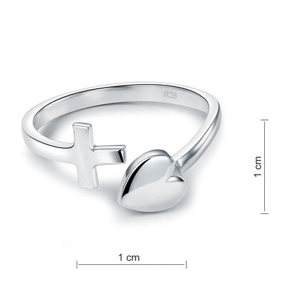 Anillo de corazón y cruz en plata de ley