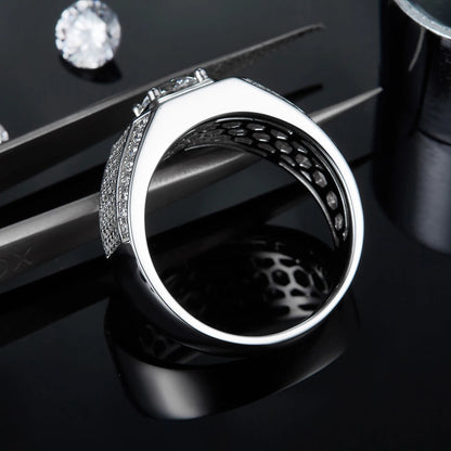 Anillo de plata esterlina con pavé de moissanita para hombre