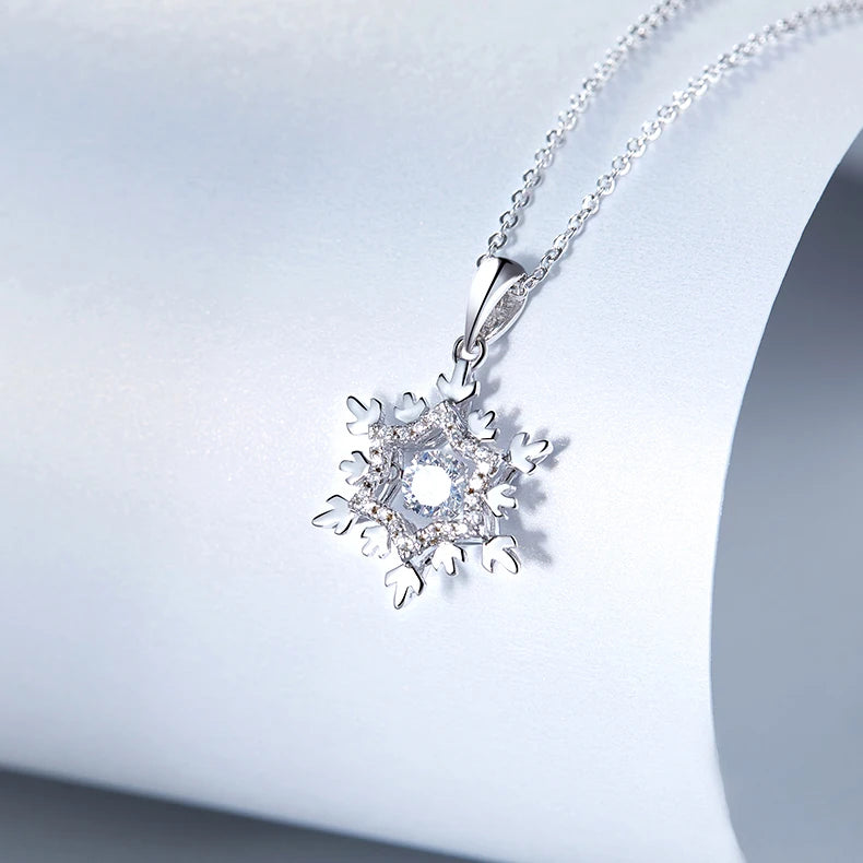 GRACE 0.5 CT Moissanite Dancing Stone Snowflake Pendant Necklace