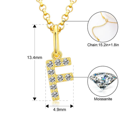 Collar con colgante de inicial en pavé de moissanita diminuto en plata de ley