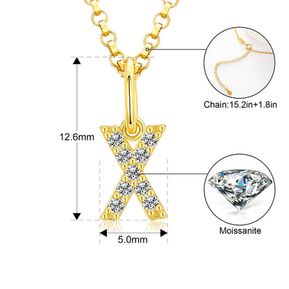 Collar con colgante de inicial en pavé de moissanita diminuto en plata de ley