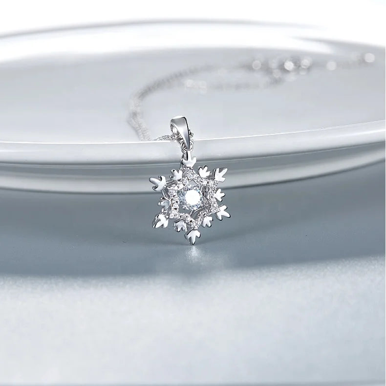 GRACE 0.5 CT Moissanite Dancing Stone Snowflake Pendant Necklace