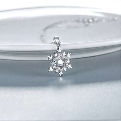 GRACE 0.5 CT Moissanite Dancing Stone Snowflake Pendant Necklace