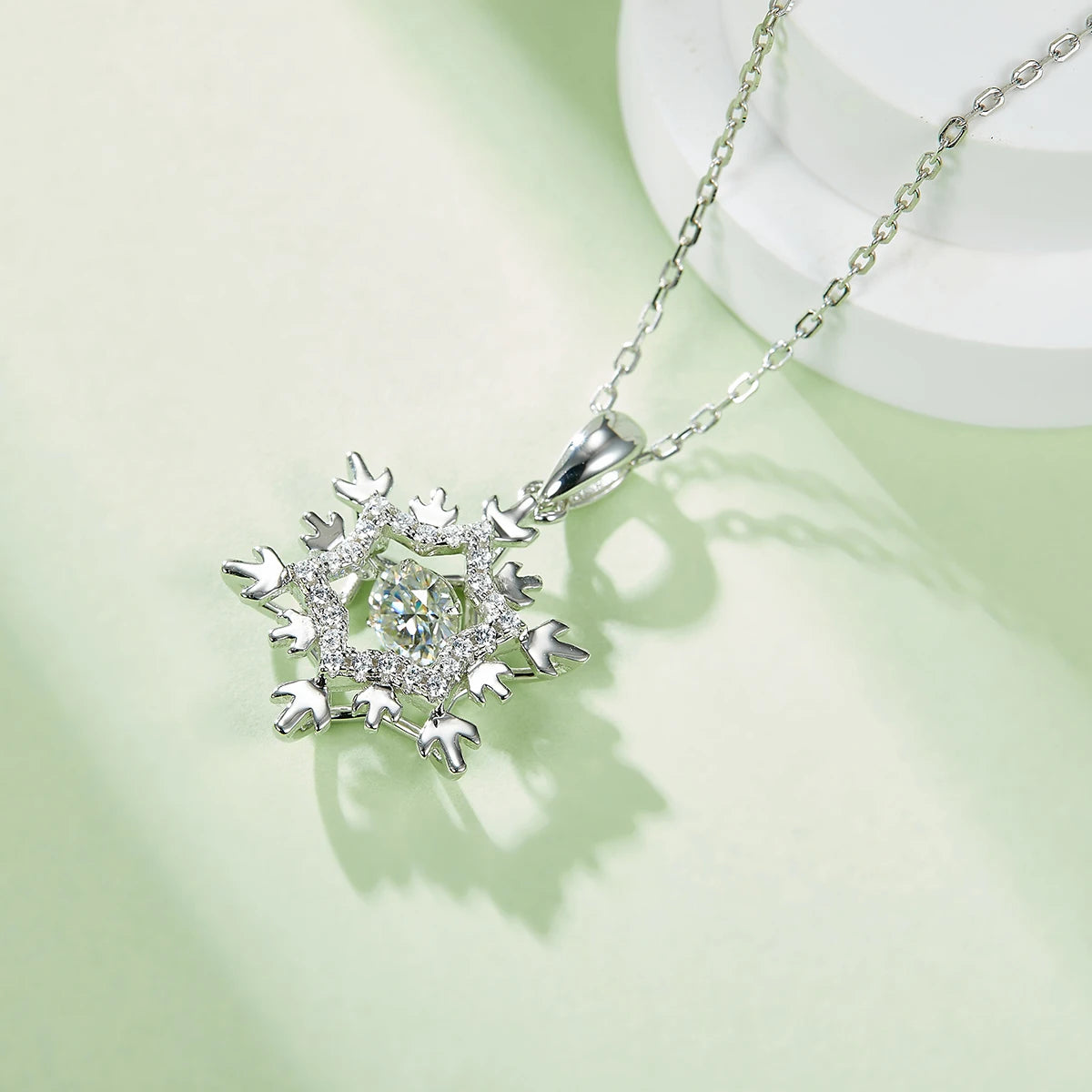 GRACE 0.5 CT Moissanite Dancing Stone Snowflake Pendant Necklace