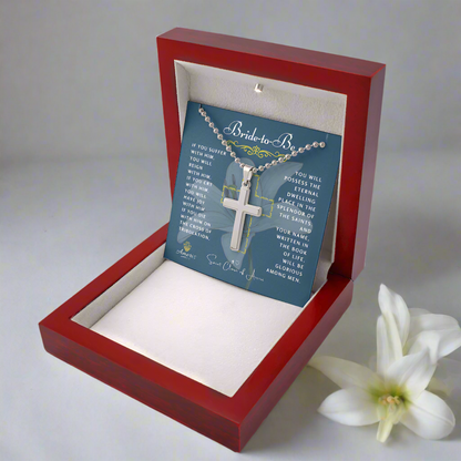 Collier croix de la future mariée avec citation de Sainte Claire d'Assise