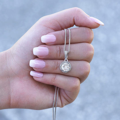 Collar Ave María Esperanza Eterna con Tarjeta de Oración en latín