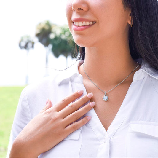 Ave María Eternal Hope Necklace with SPANISH Prayer Card