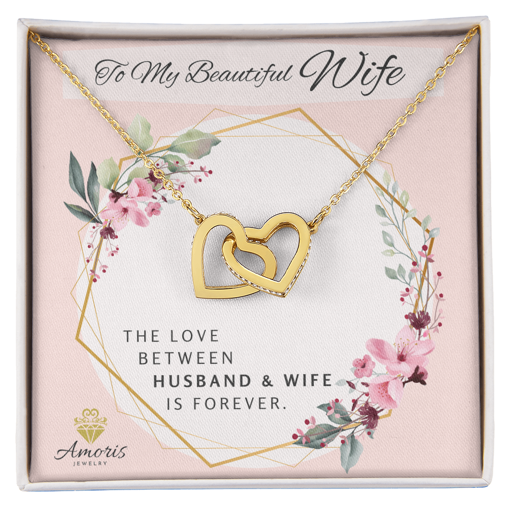 Collar de corazones entrelazados con tarjeta con mensaje "Para mi bella esposa, para siempre" 