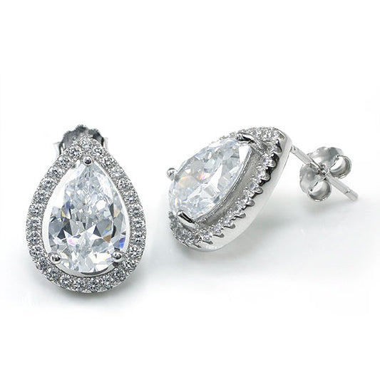 Aretes de plata de ley con halo de diamantes simulados de talla pera de 2 quilates.
