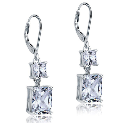 Aretes colgantes de diamantes simulados de talla princesa de 4 quilates en plata de ley