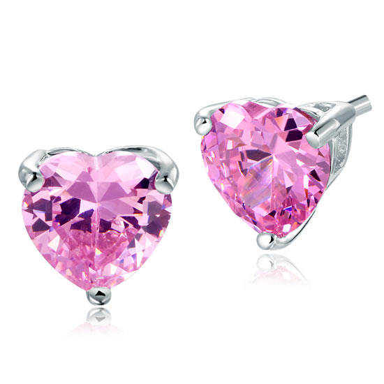 Aretes de plata de ley con diamantes de imitación rosas de talla corazón de 2 quilates.