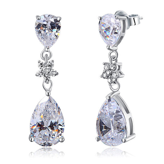 Pendientes colgantes de diamantes simulados de talla pera de 3,5 quilates en plata de ley.