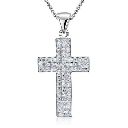 Collar con colgante de cruz de circonitas cúbicas con micropavé en plata de ley