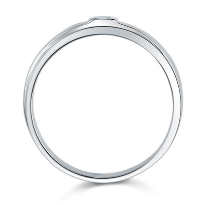 Anillo de plata de ley con diamantes simulados engastados en bisel para hombre