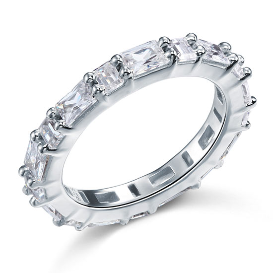Anillo de eternidad con diamantes simulados de talla esmeralda y corte cuadrado en plata de ley