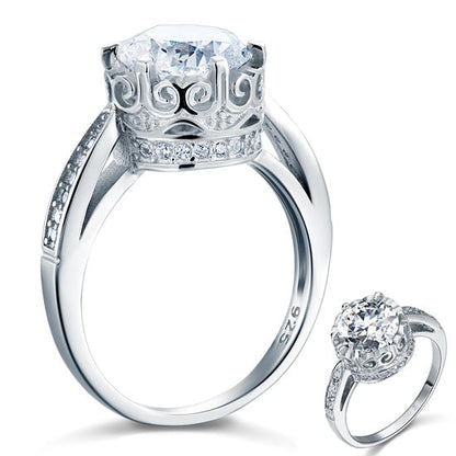 Anillo vintage de diamantes redondos simulados de 2,5 quilates en plata de ley.