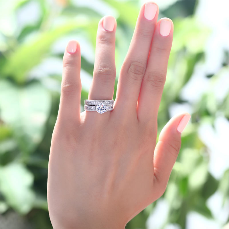 1.25 CT. Round Simulated Diamond Milgrain Bridal Set in Sterling Silver