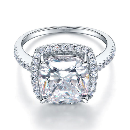 Bague halo en argent sterling avec diamants synthétiques taille coussin de 5 carats