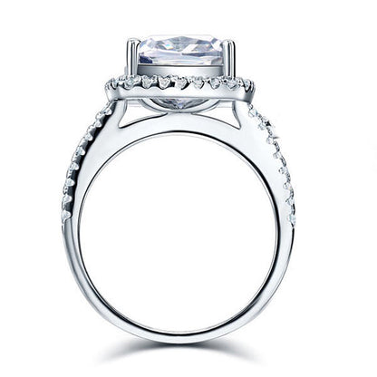 Bague halo en argent sterling avec diamants synthétiques taille coussin de 5 carats