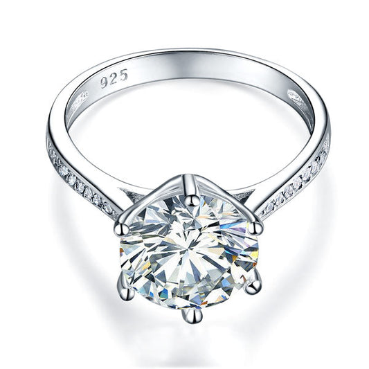 Anillo de diamantes redondos simulados de 3 quilates en plata de ley