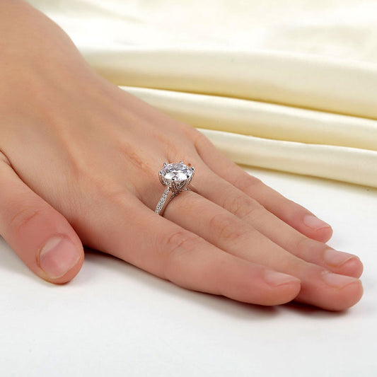 Anillo de plata de ley con diamante simulado de talla brillante redonda de 3 quilates