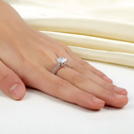 1.5 CT. Princess Cut Simulated Diamond Engagement Ring in Sterling Silver