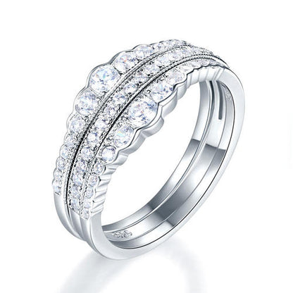 Anillo de bodas de aniversario de tres piezas con diamantes simulados pavé en plata de ley