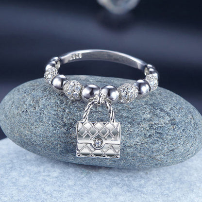 Anillo colgante de plata de ley con cuentas de diamantes simulados