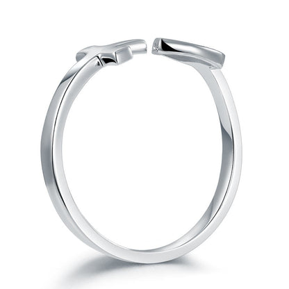 Anillo de corazón y cruz en plata de ley