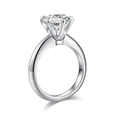 Anillo de compromiso solitario con diamante de moissanita redondo de 3 quilates en plata de ley.