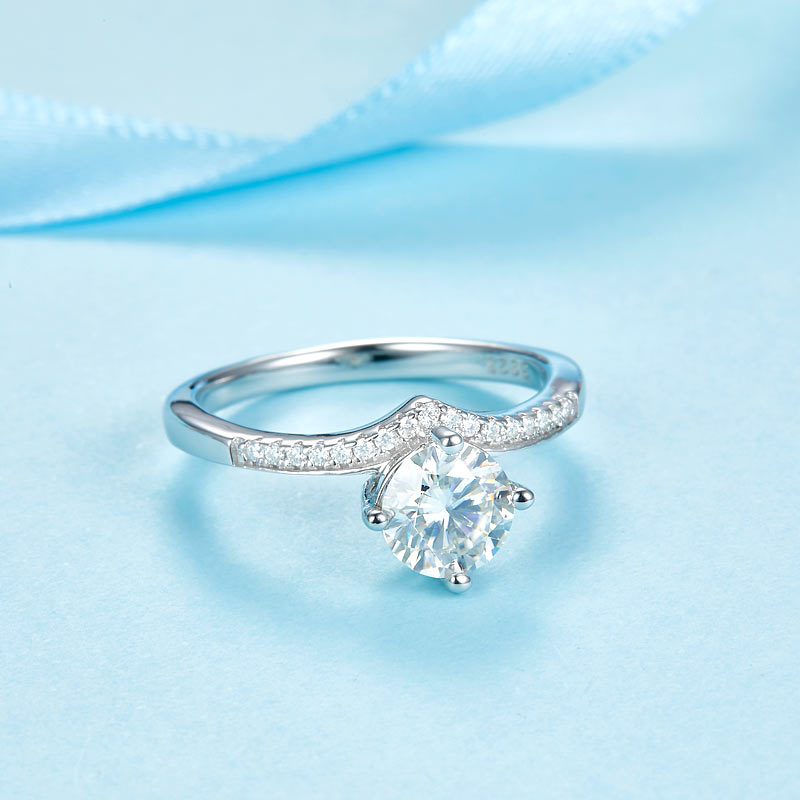 1 CT. Round Moissanite Diamond Pavé Engagement Ring in Sterling Silver