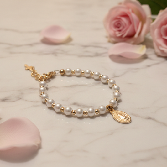 Girls’ 5mm Pearl Bracelet with Gold Miraculous Medal