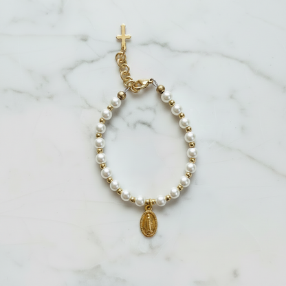 Girls’ 5mm Pearl Bracelet with Gold Miraculous Medal