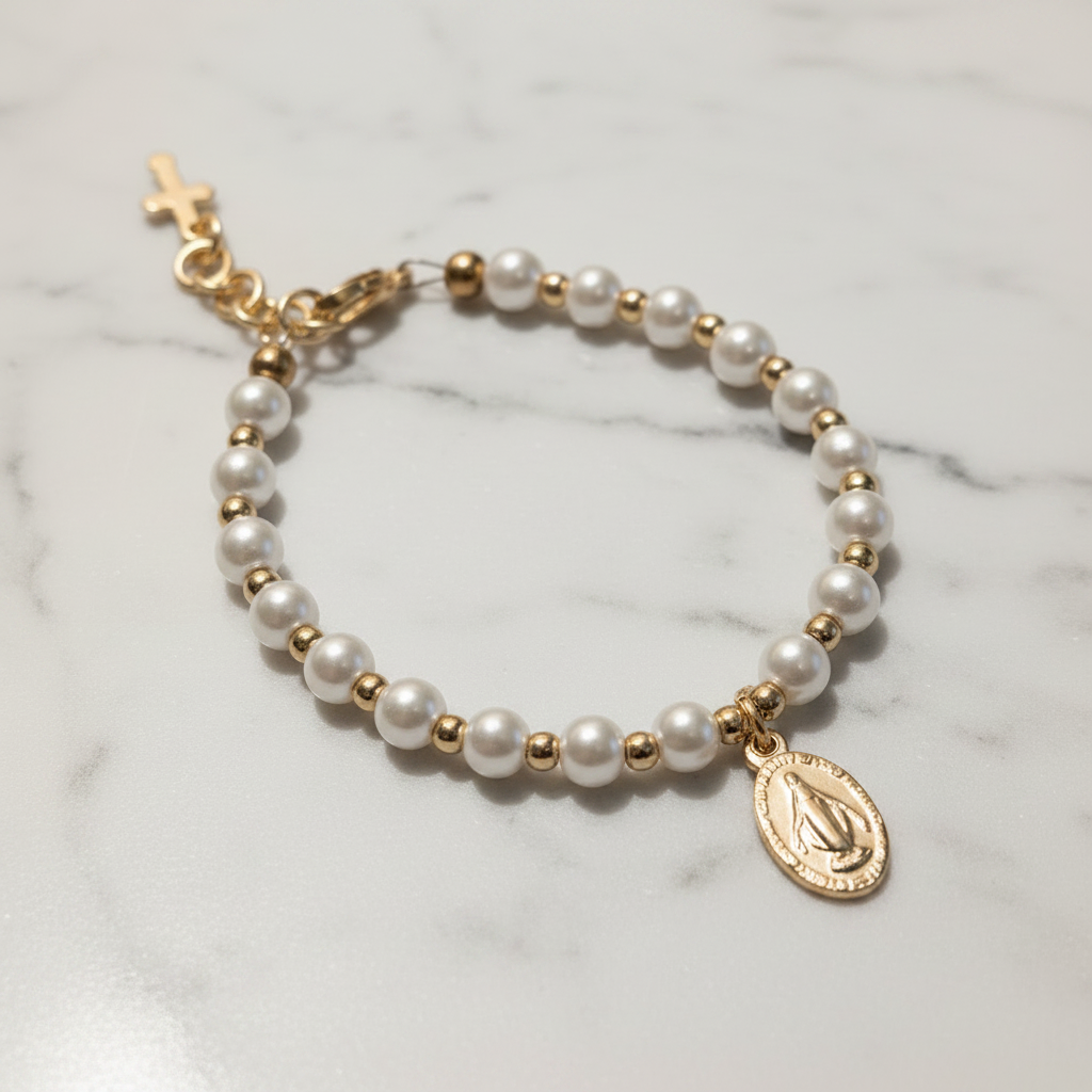 Girls’ 5mm Pearl Bracelet with Gold Miraculous Medal