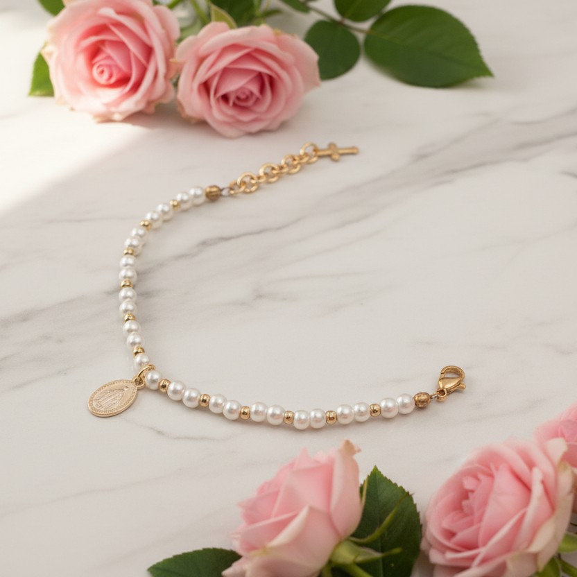 Girls’ Glass Pearl Bracelet with Gold Miraculous Medal