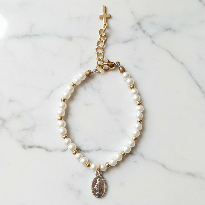 Girls’ Glass Pearl Bracelet with Gold Miraculous Medal