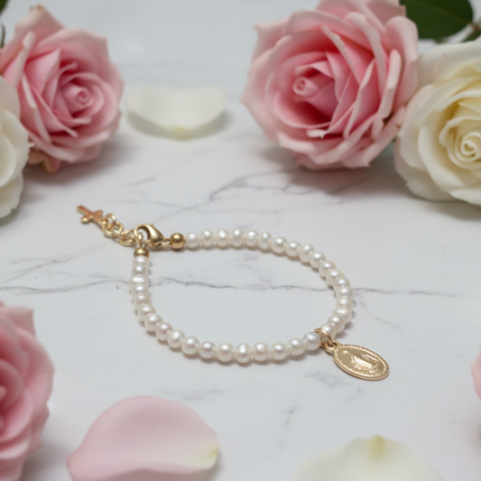 Girls’ Natural Freshwater Pearl Bracelet with Gold Miraculous Medal