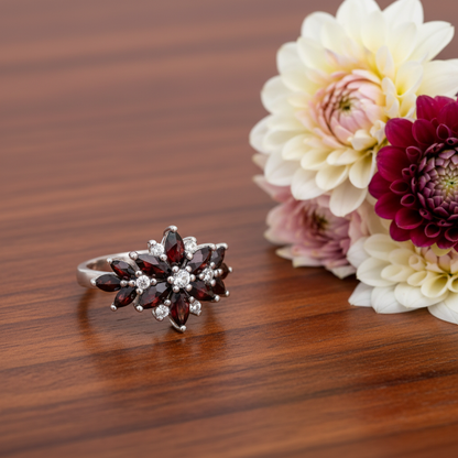 Anillo GRACE con flor de piedra preciosa marquesa en plata de ley