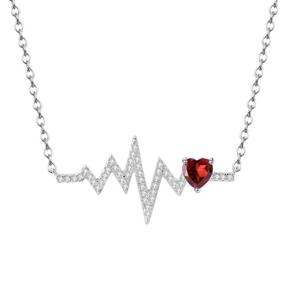 Collier GRACE en argent sterling plaqué or avec grenat rouge et cœur