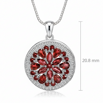 Collar con colgante de racimo redondo de granate rojo GRACE en plata de ley