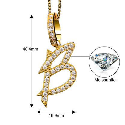 Collar con colgante inicial de moissanita en plata de ley bañada en oro