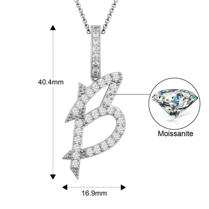 Collier avec pendentif initial en moissanite et argent sterling