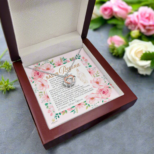 Collar con colgante de corona de Salve Regina en plata de ley con tarjeta de oración latina