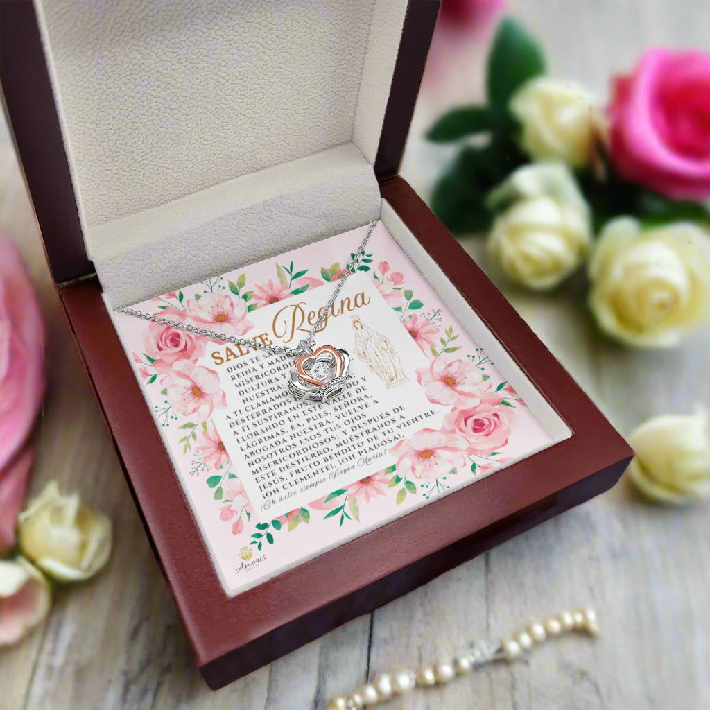 Collar con colgante de corona de Salve Regina en plata de ley con tarjeta de oración en español